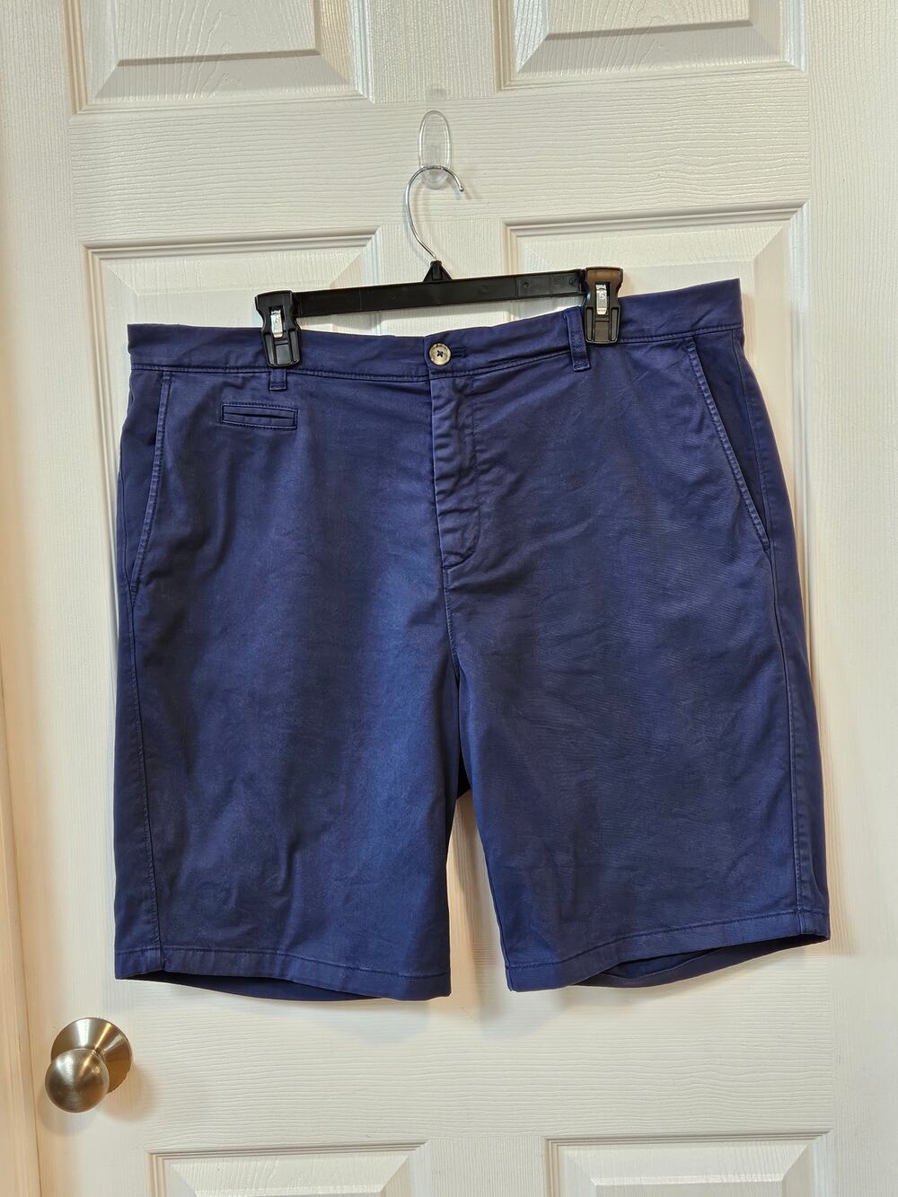 Johnnie-O Blue Flat Front Golf Chino Shorts Size 38